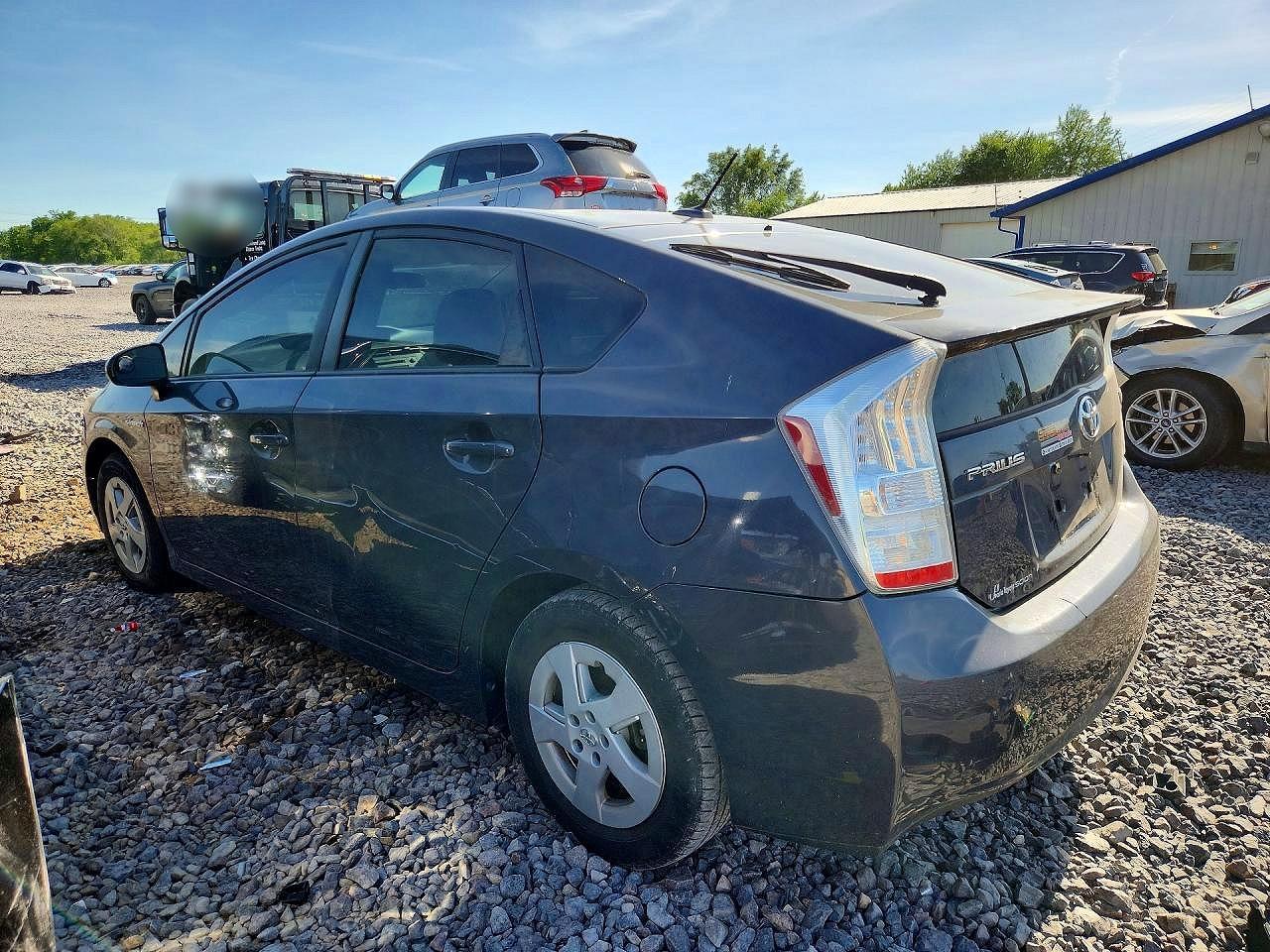 2011 Toyota Prius Two - Фото 2