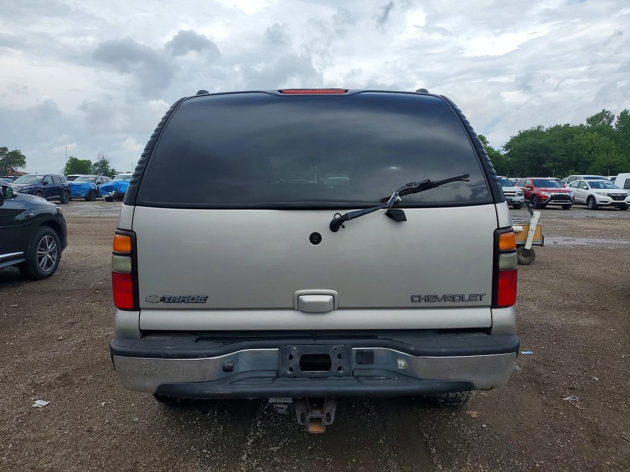 2004 Chevrolet Tahoe K1500 - Image 6