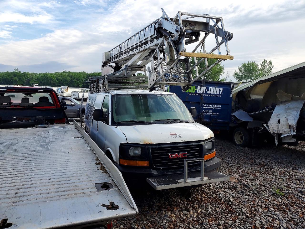 2006 GMC Savana G3500 - Фото 4