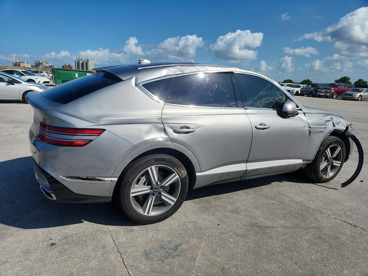 2026 Genesis Gv80 Coupe - Image 3