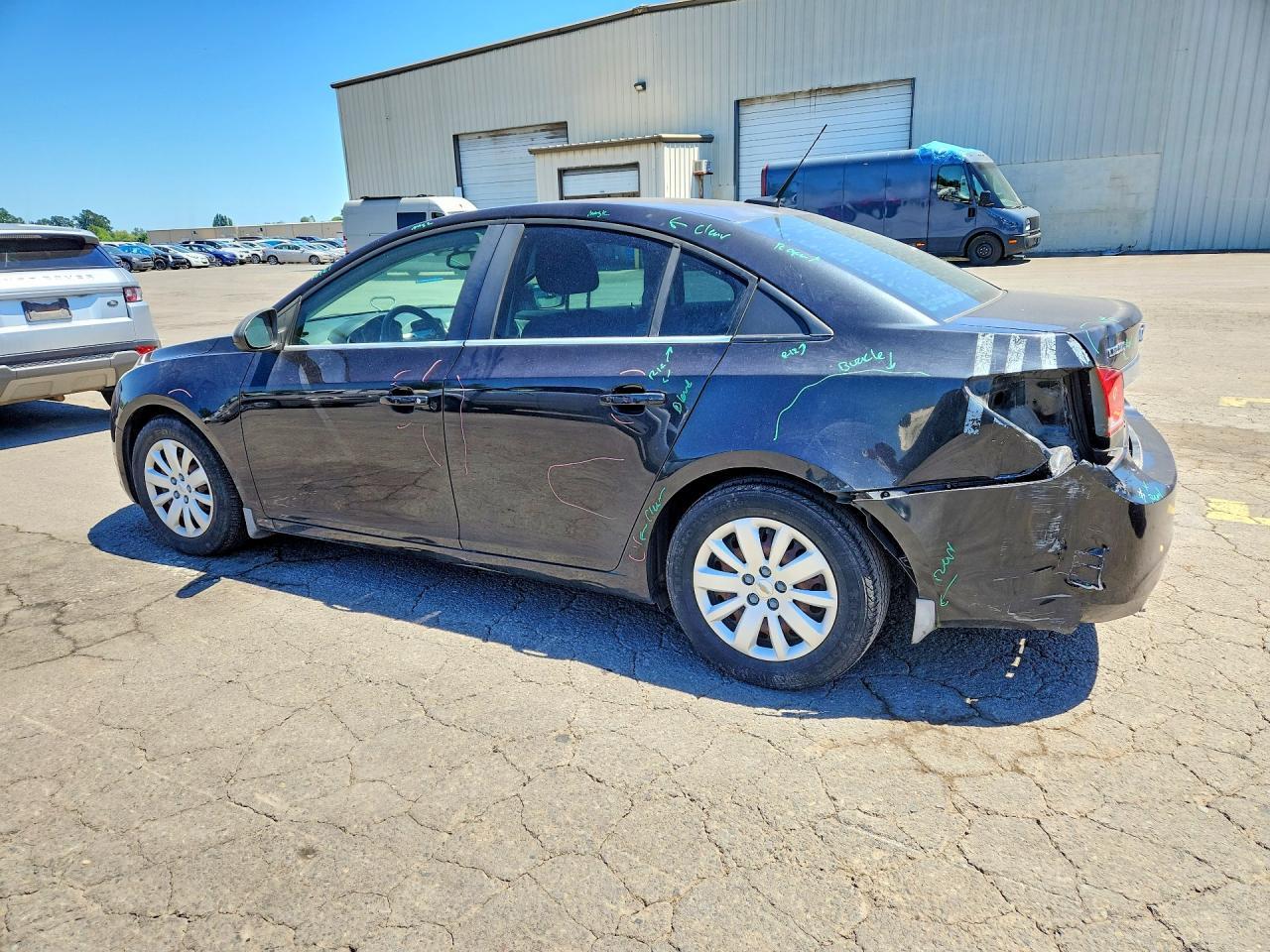 2011 Chevrolet Cruze Ls - Фото 2