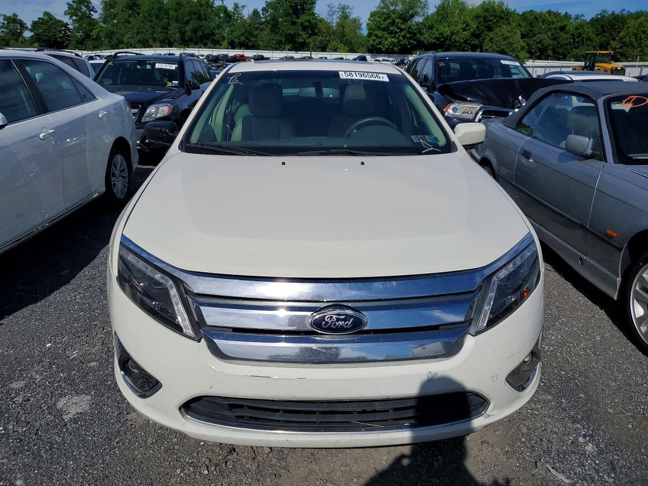 2012 Ford Fusion - Image 5