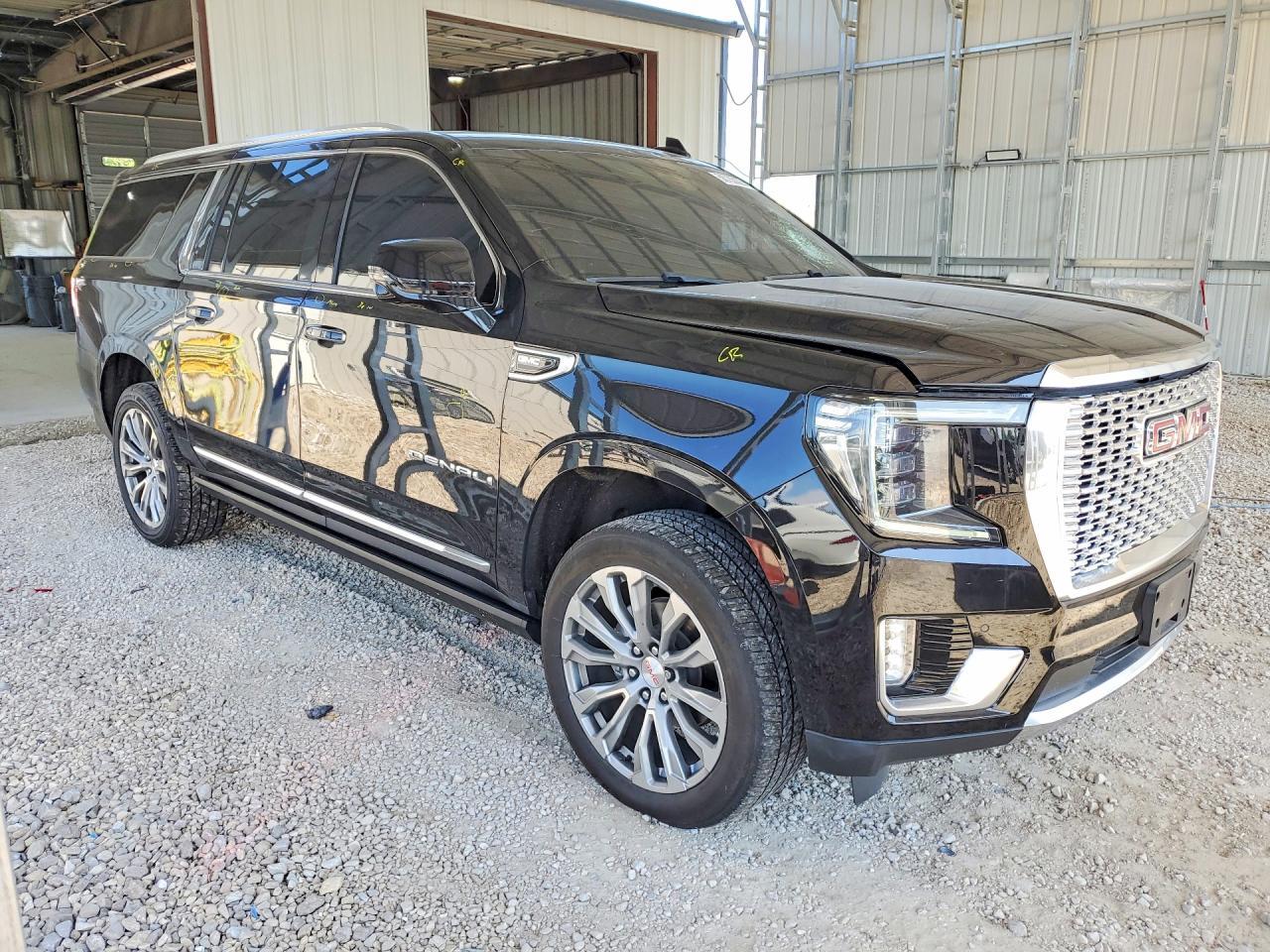 2022 GMC Yukon Xl Denali - Фото 4