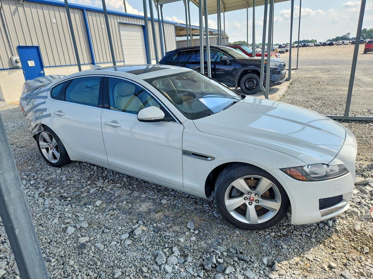 2018 Jaguar Xf - Фото 4