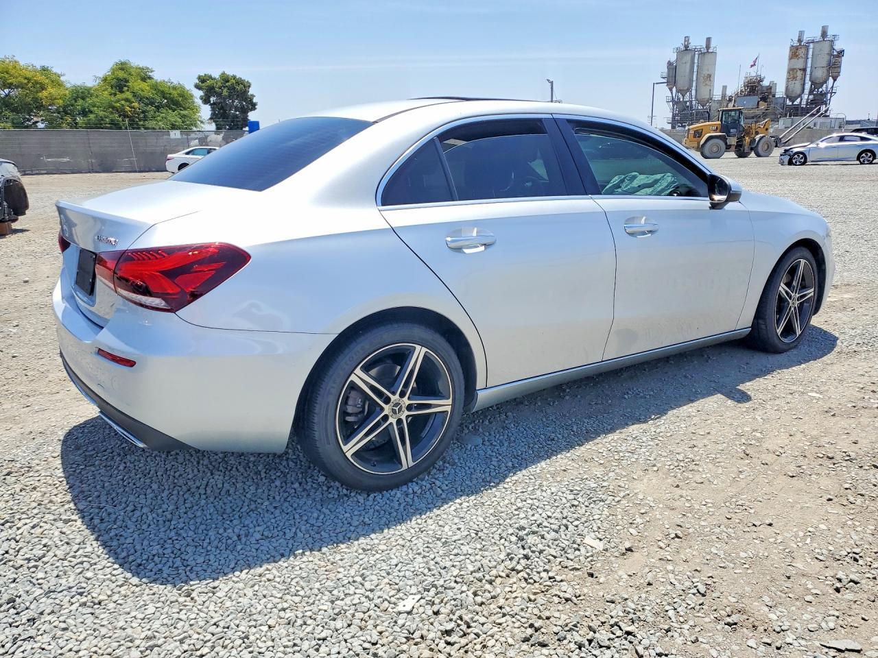 2020 Mercedes-Benz A 220 - Image 3