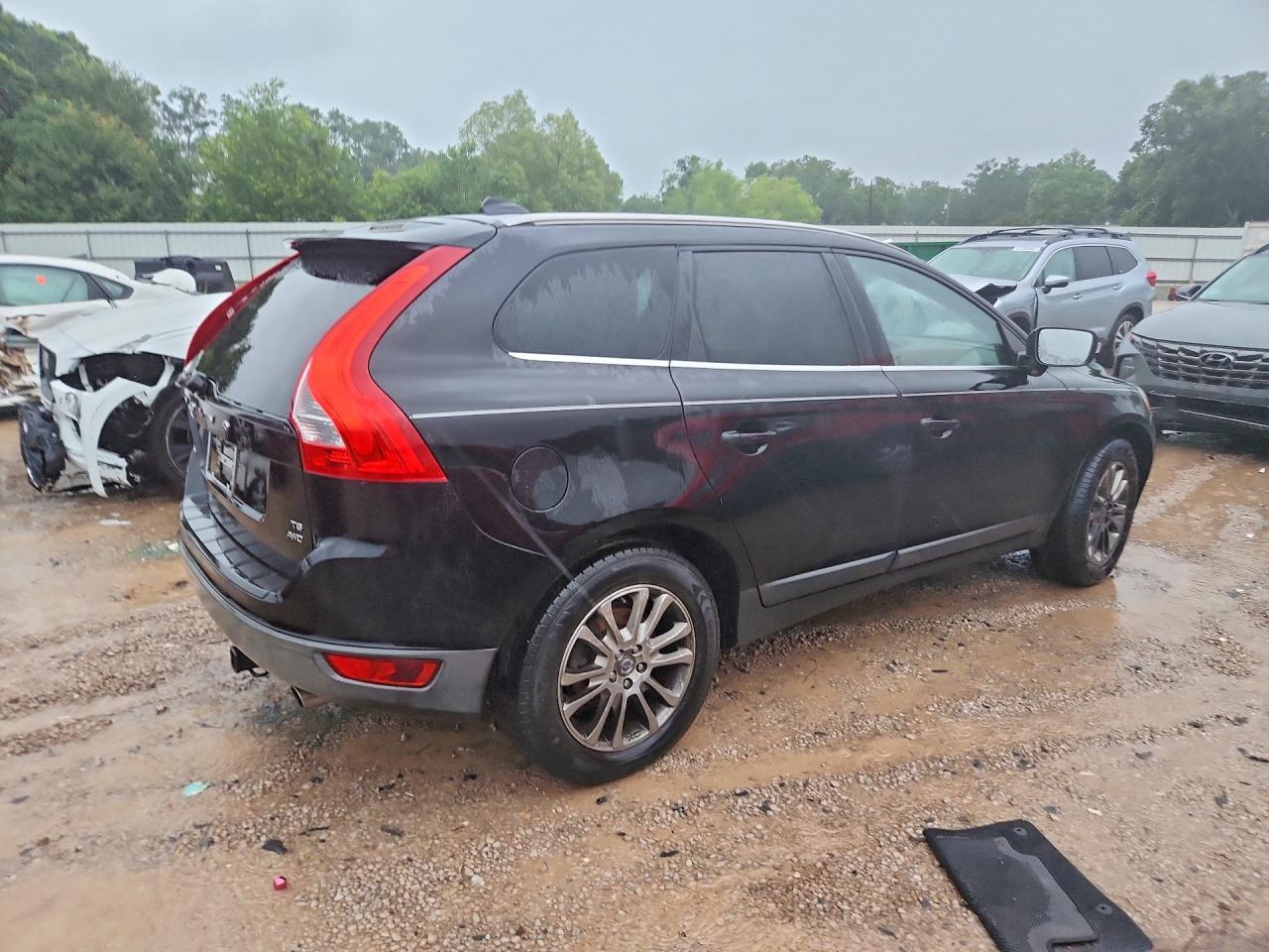 2010 Volvo Xc60 T6 - Image 3