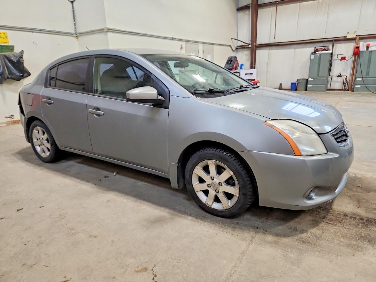 2010 Nissan Sentra 2.0 - Фото 4