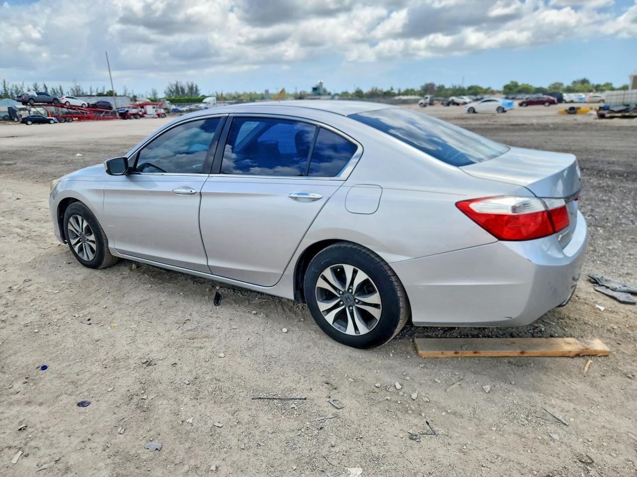 2013 Honda Accord Lx - Фото 2
