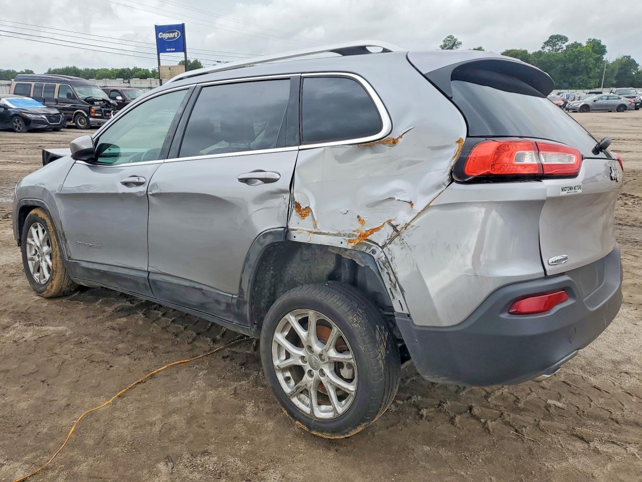 2014 Jeep Cherokee Latitude - Фото 2