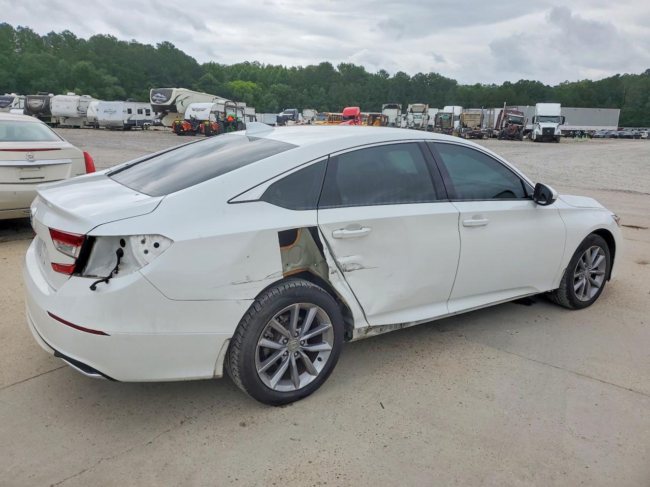 2021 Honda Accord Lx - Фото 3