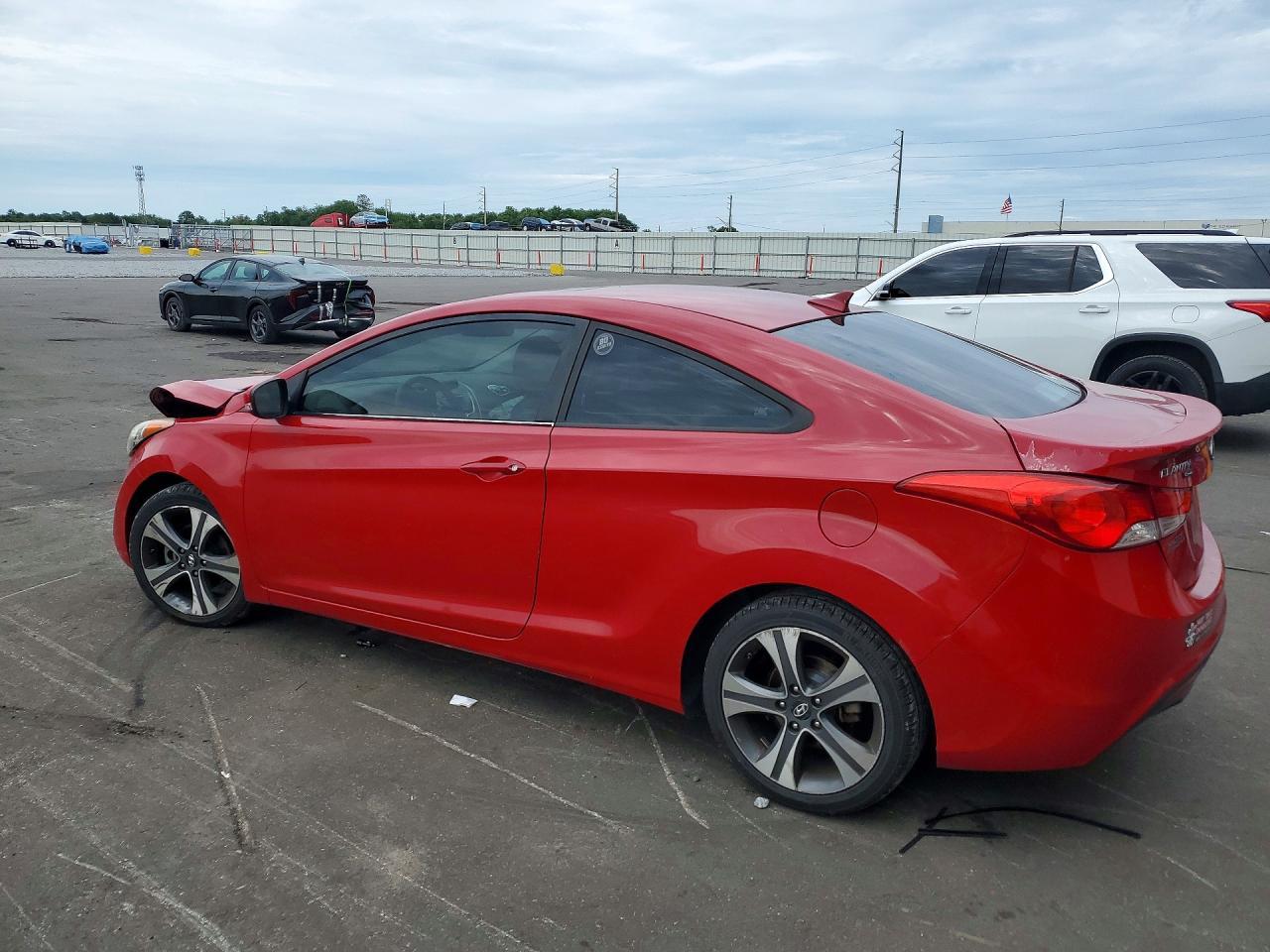 2013 Hyundai Elantra Coupe Se - Image 2