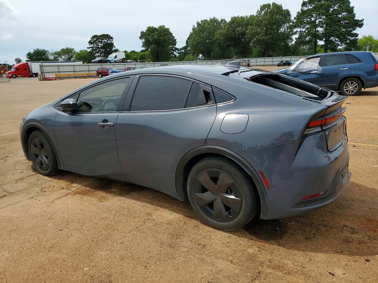 2023 Toyota Prius Le - Фото 2