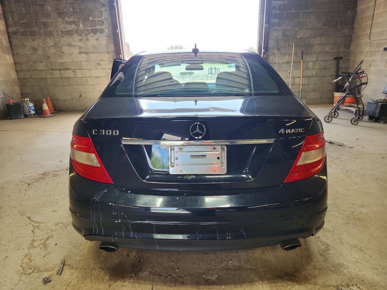 2009 Mercedes-Benz C 300 4Matic - Image 6