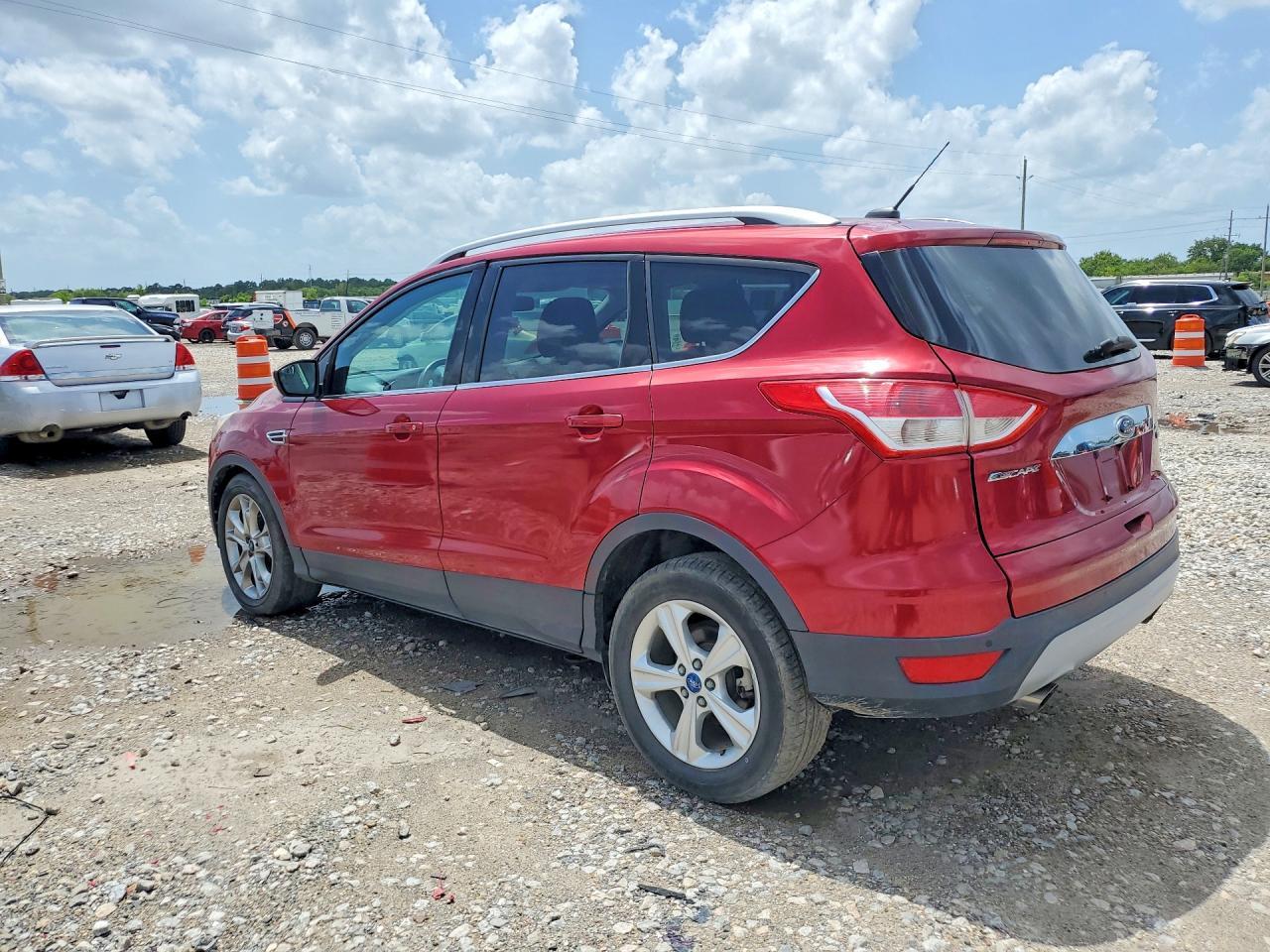 2014 Ford Escape - Image 2