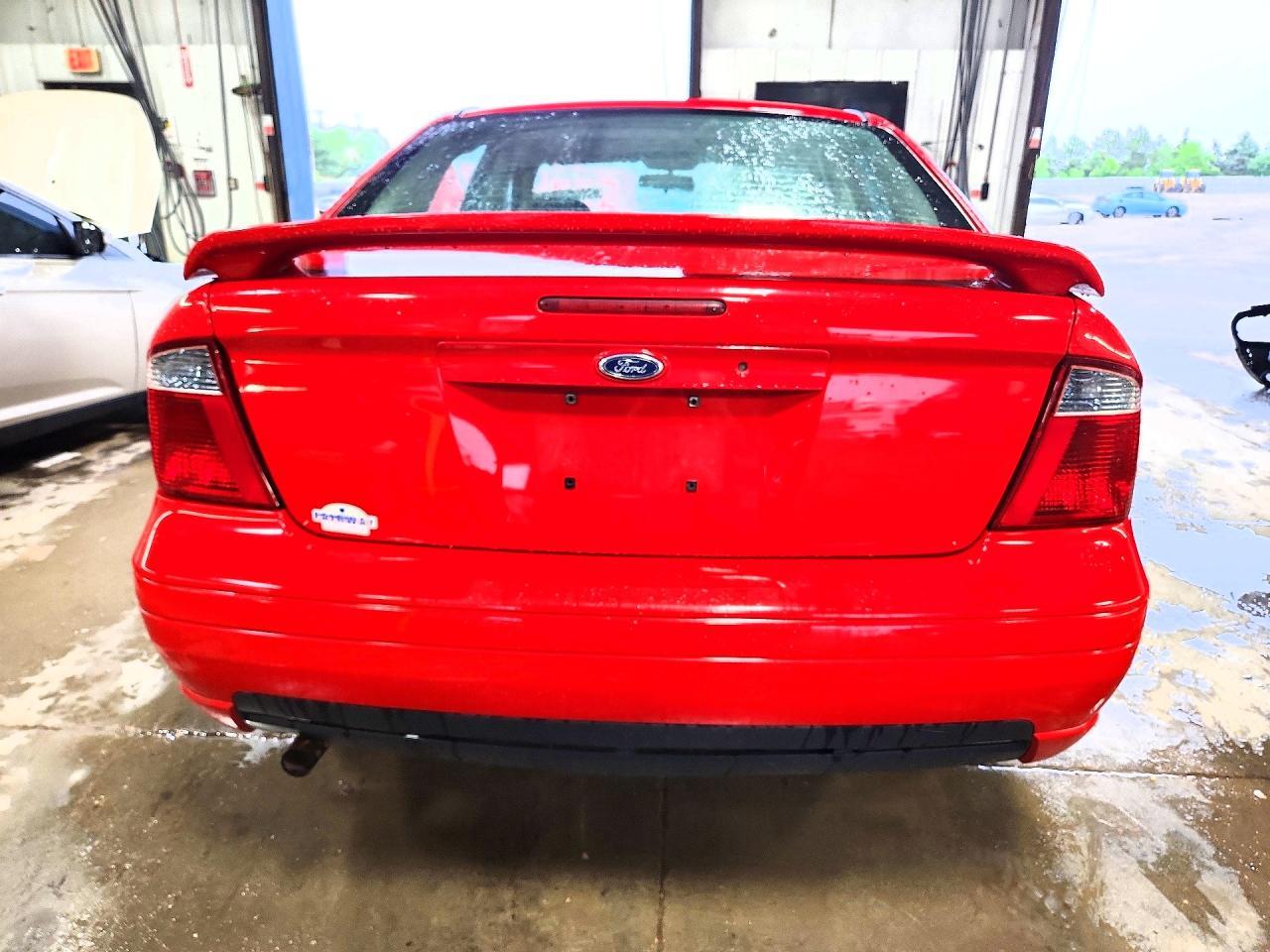 2007 Ford Focus St - Image 6