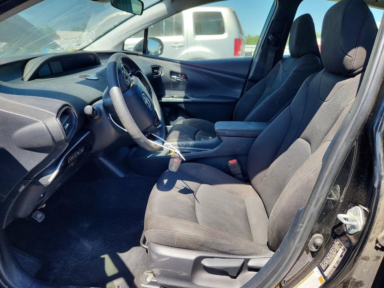 2019 Toyota Prius Le Awd-E - Фото 7