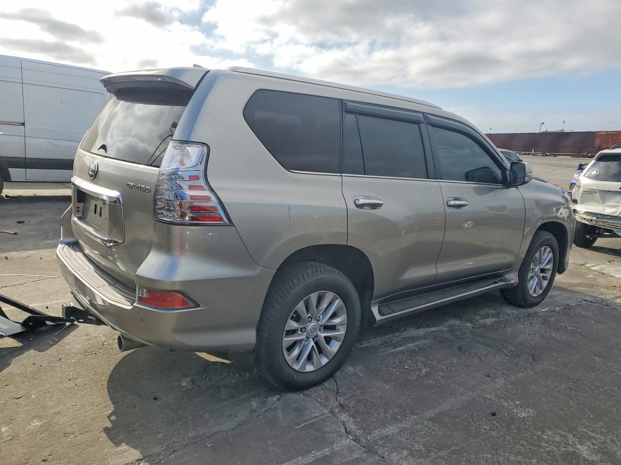 2021 Lexus Gx 460 Premium - Фото 3