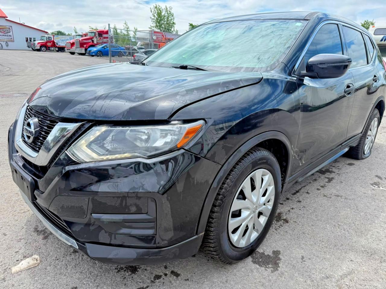 2017 Nissan Rogue S - Фото 2