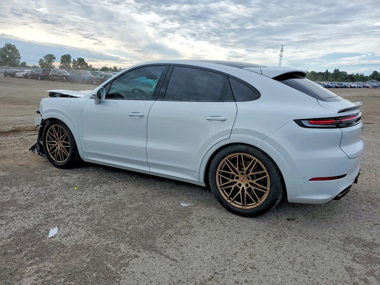 2026 Porsche Cayenne Gts Coupe - Image 2