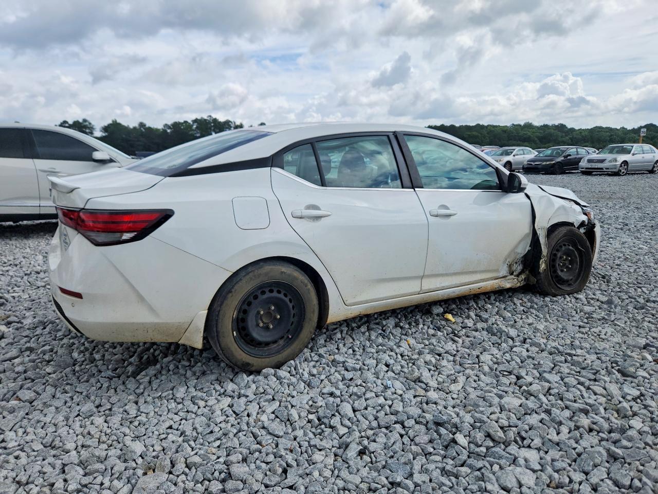 2021 Nissan Sentra S - Image 3