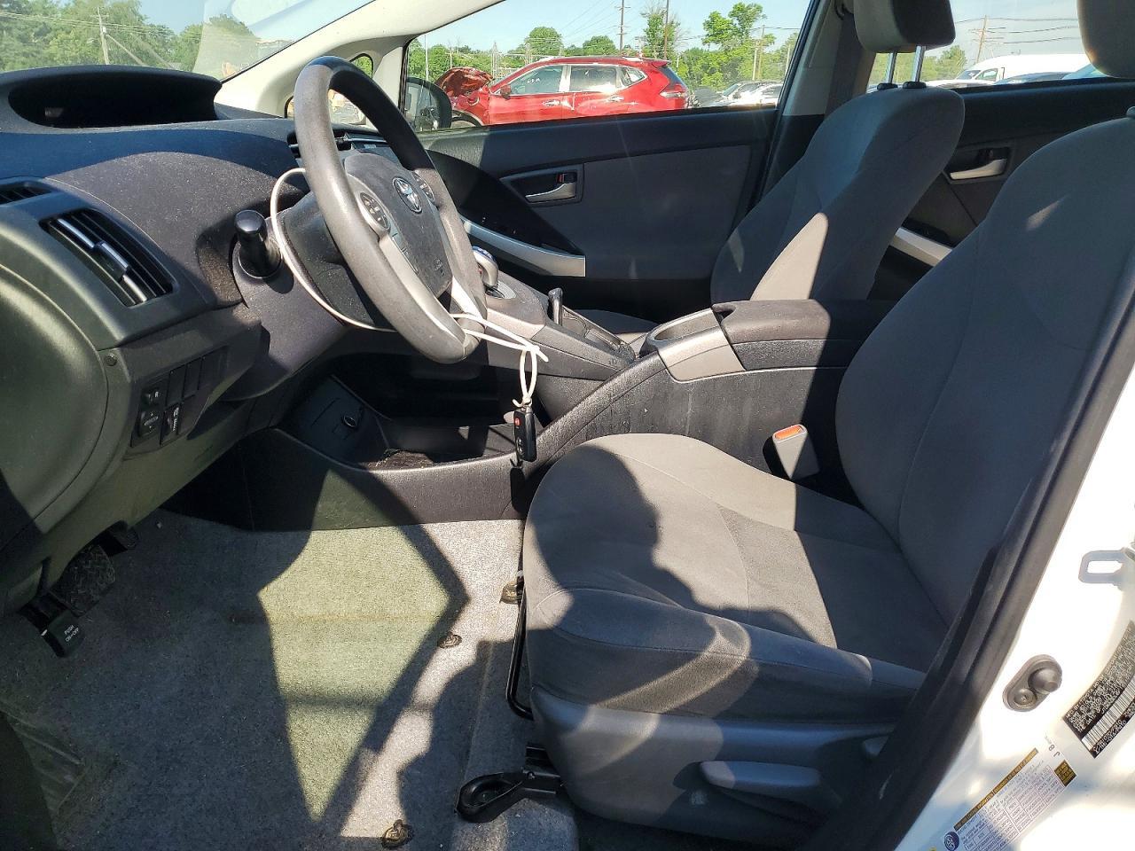 2015 Toyota Prius Three - Фото 7