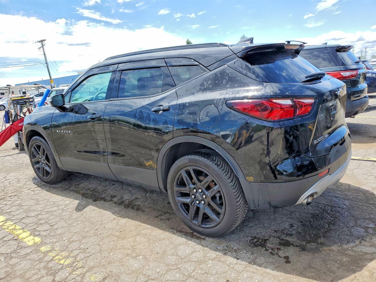 2020 Chevrolet Blazer 2Lt - Image 2