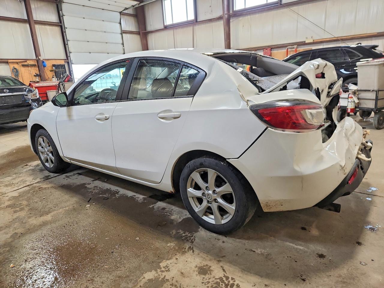 2011 Mazda 3 I - Фото 2