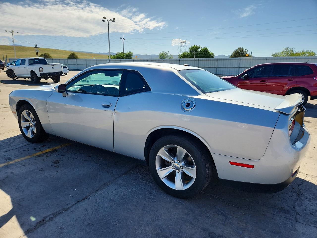 2020 Dodge Challenger Sxt - Image 2