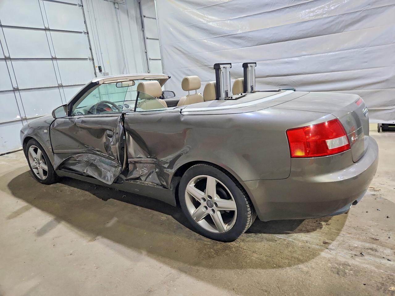 2003 Audi A4 1.8 Cabriolet - Фото 2
