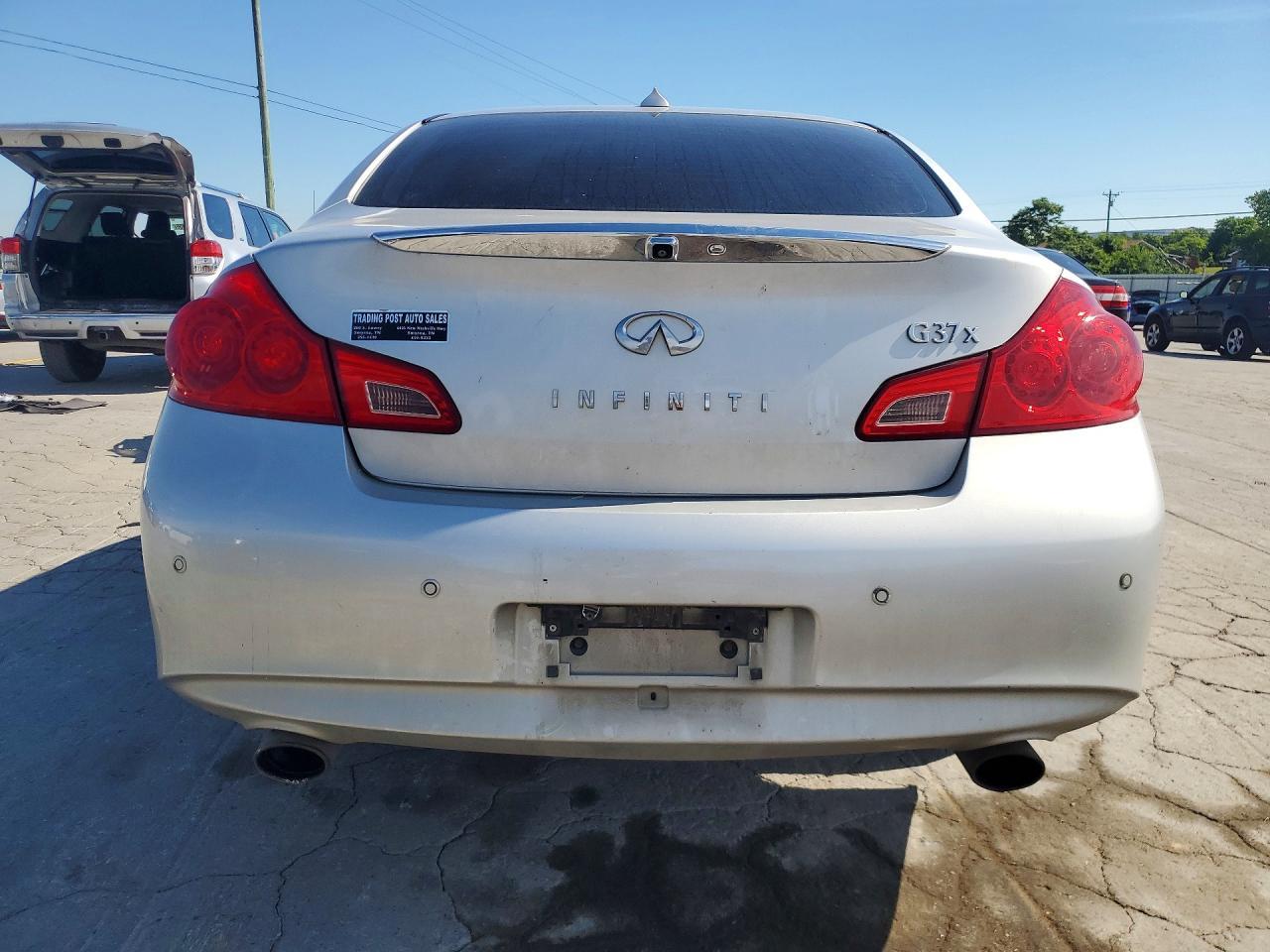 2013 Infiniti G37 Sedan X - Image 6