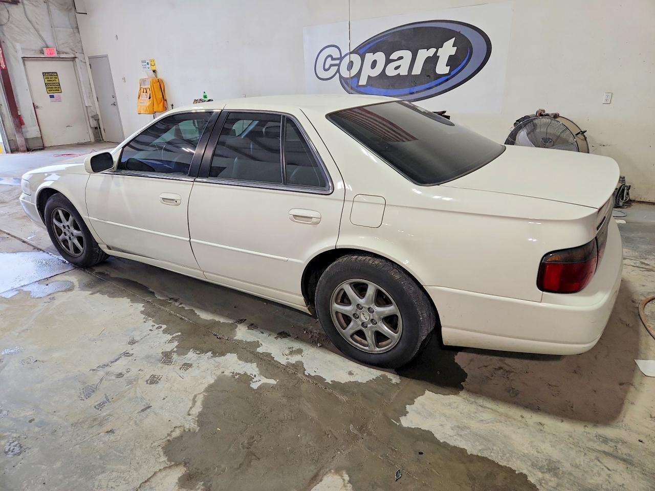1999 Cadillac Seville Sts - Image 2