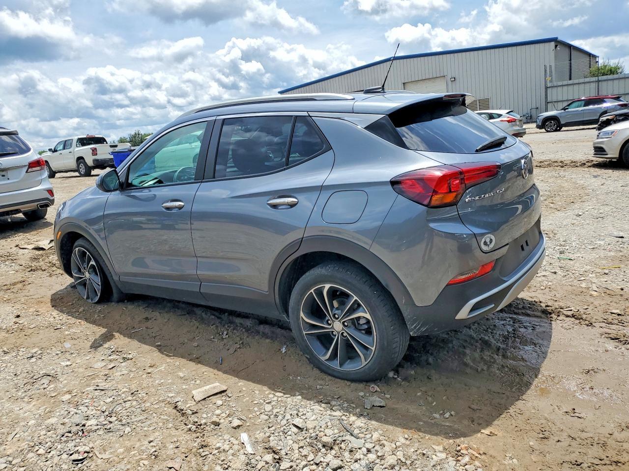 2022 Buick Encore Gx Select - Фото 2