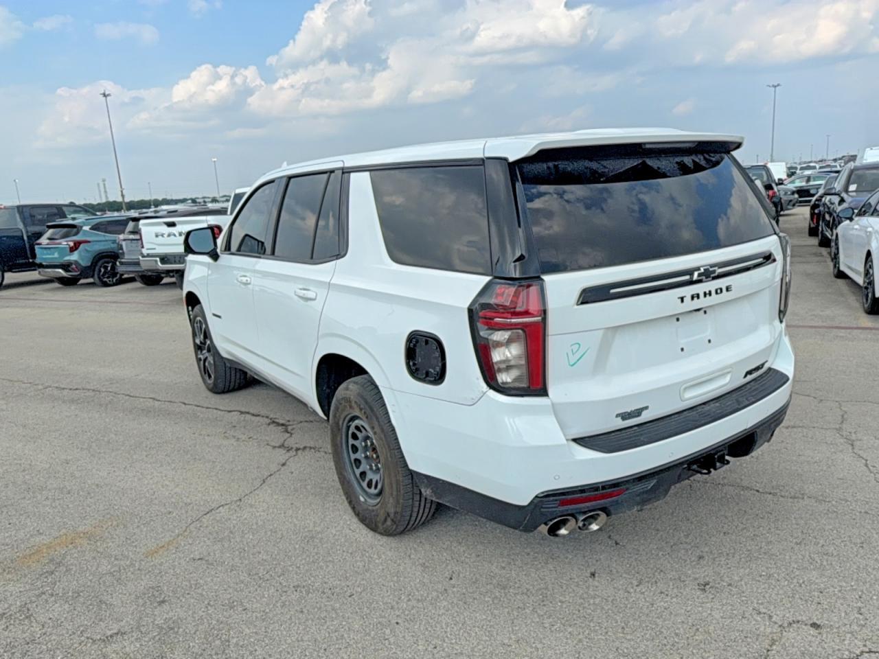 2024 Chevrolet Tahoe K1500 Rst - Фото 3