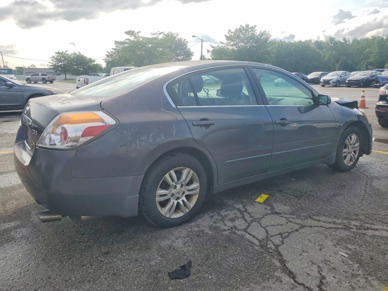2011 Nissan Altima 2.5 - Фото 3
