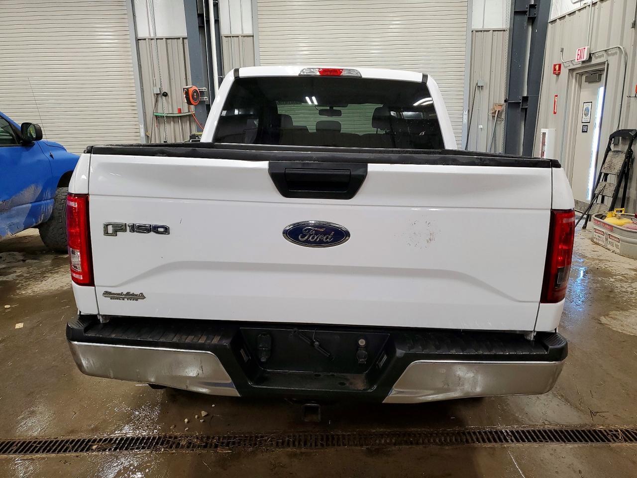 2016 Ford F150 Supercrew - Image 6