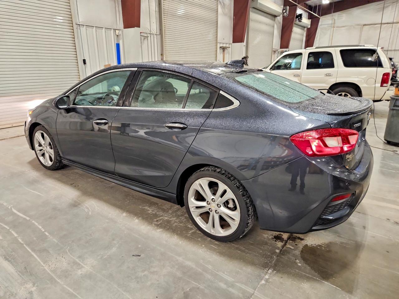 2017 Chevrolet Cruze Premier - Image 2