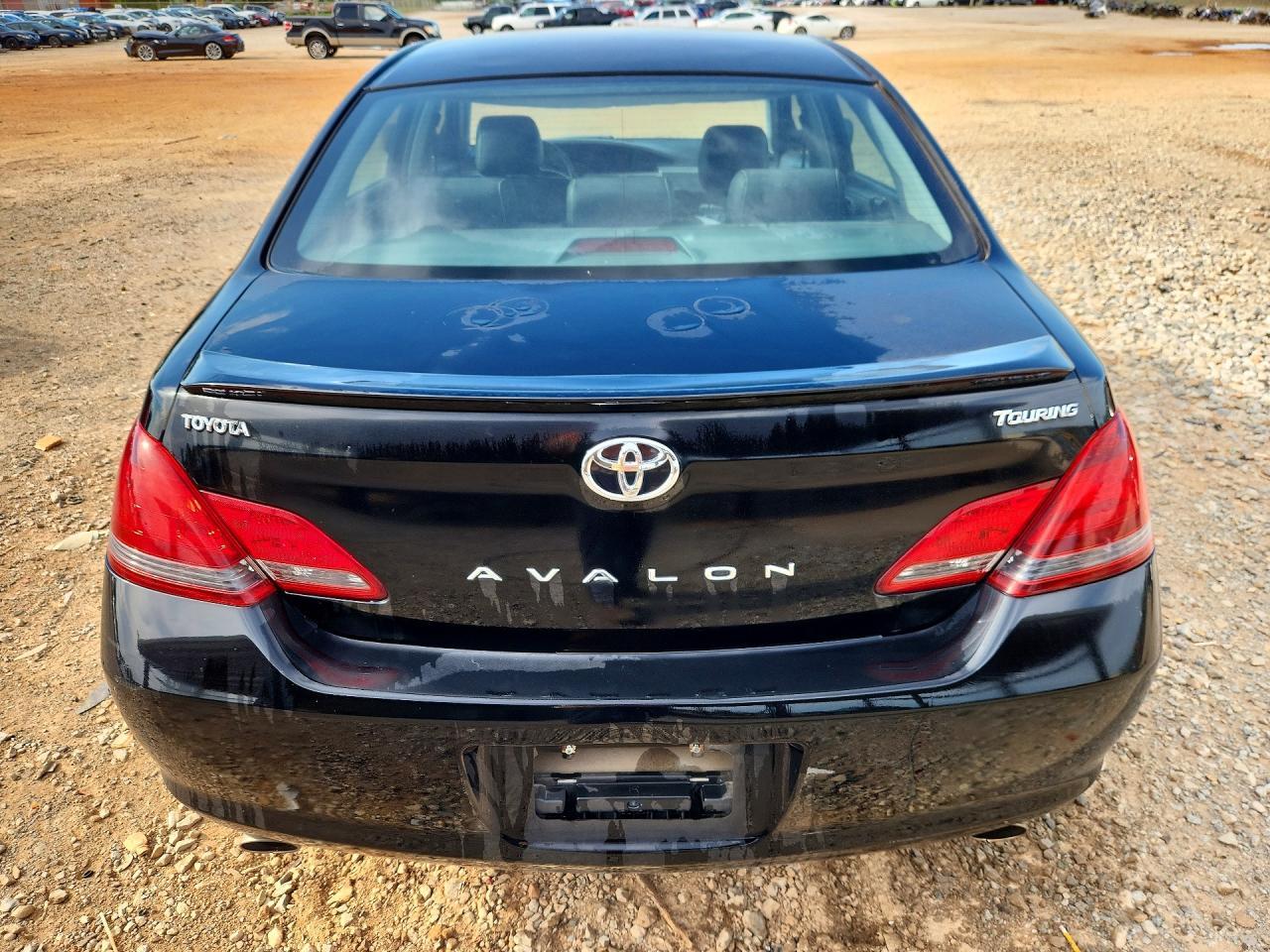2008 Toyota Avalon Touring - Image 6