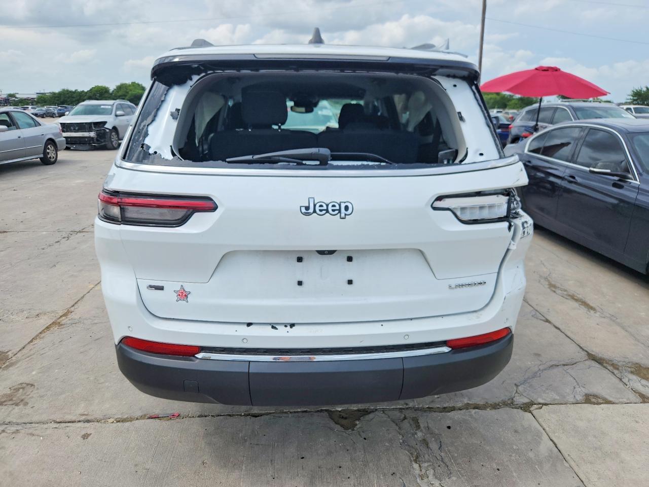2022 Jeep Cheerokee - Фото 6
