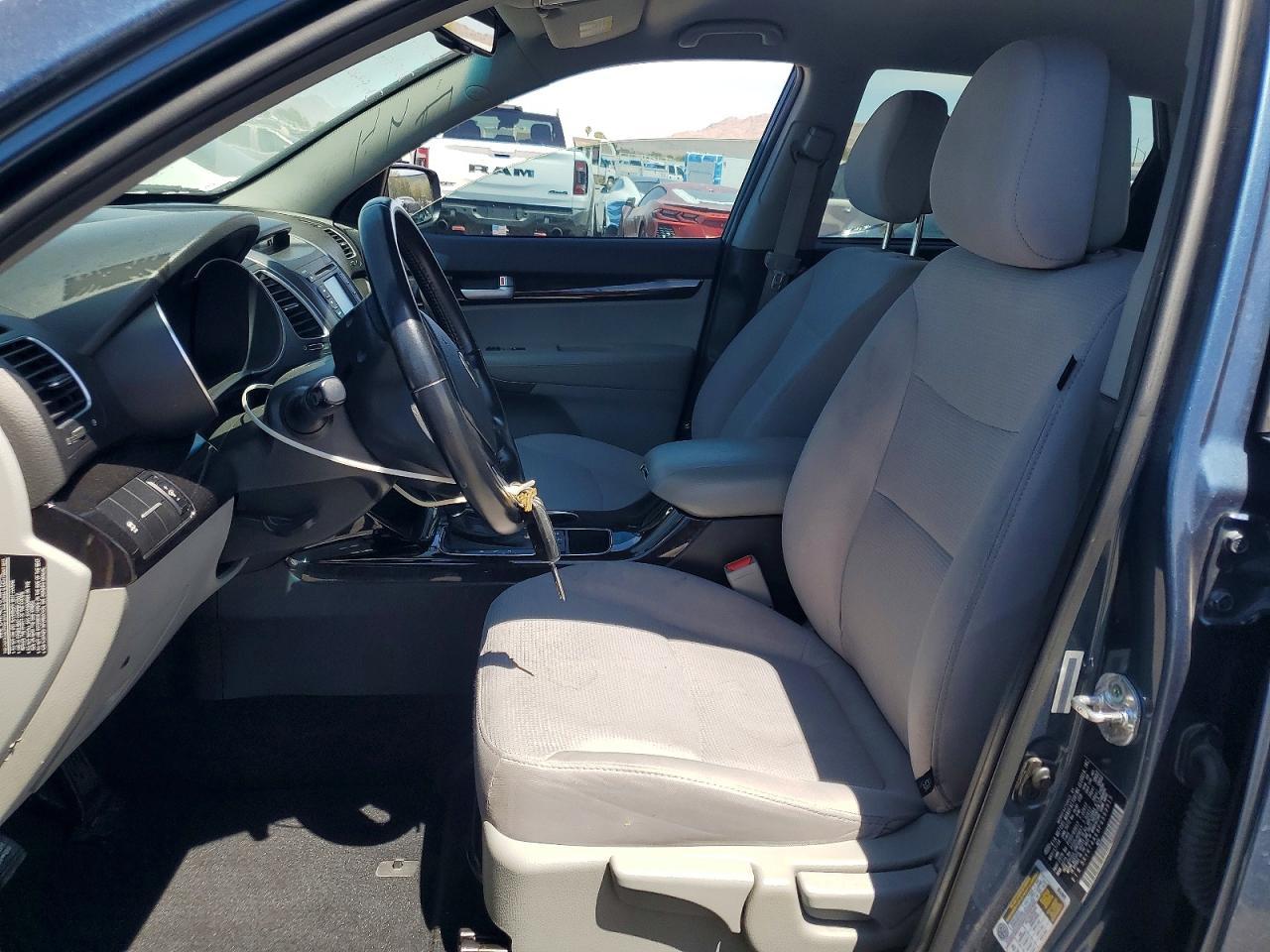 2015 Kia Sorento Lx - Image 7