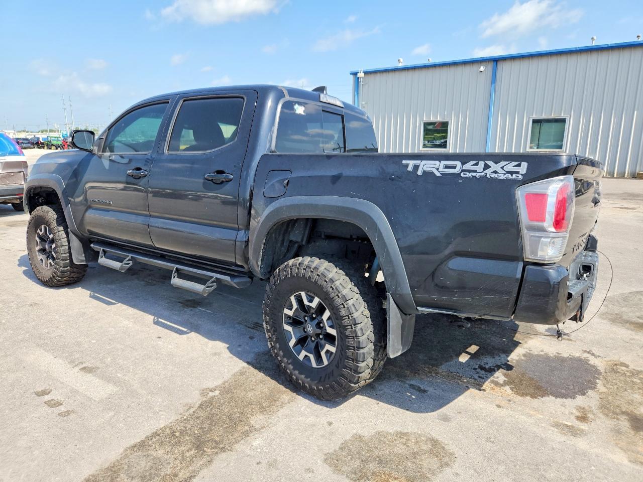 2020 Toyota Tacoma Trd Off-Road - Image 2