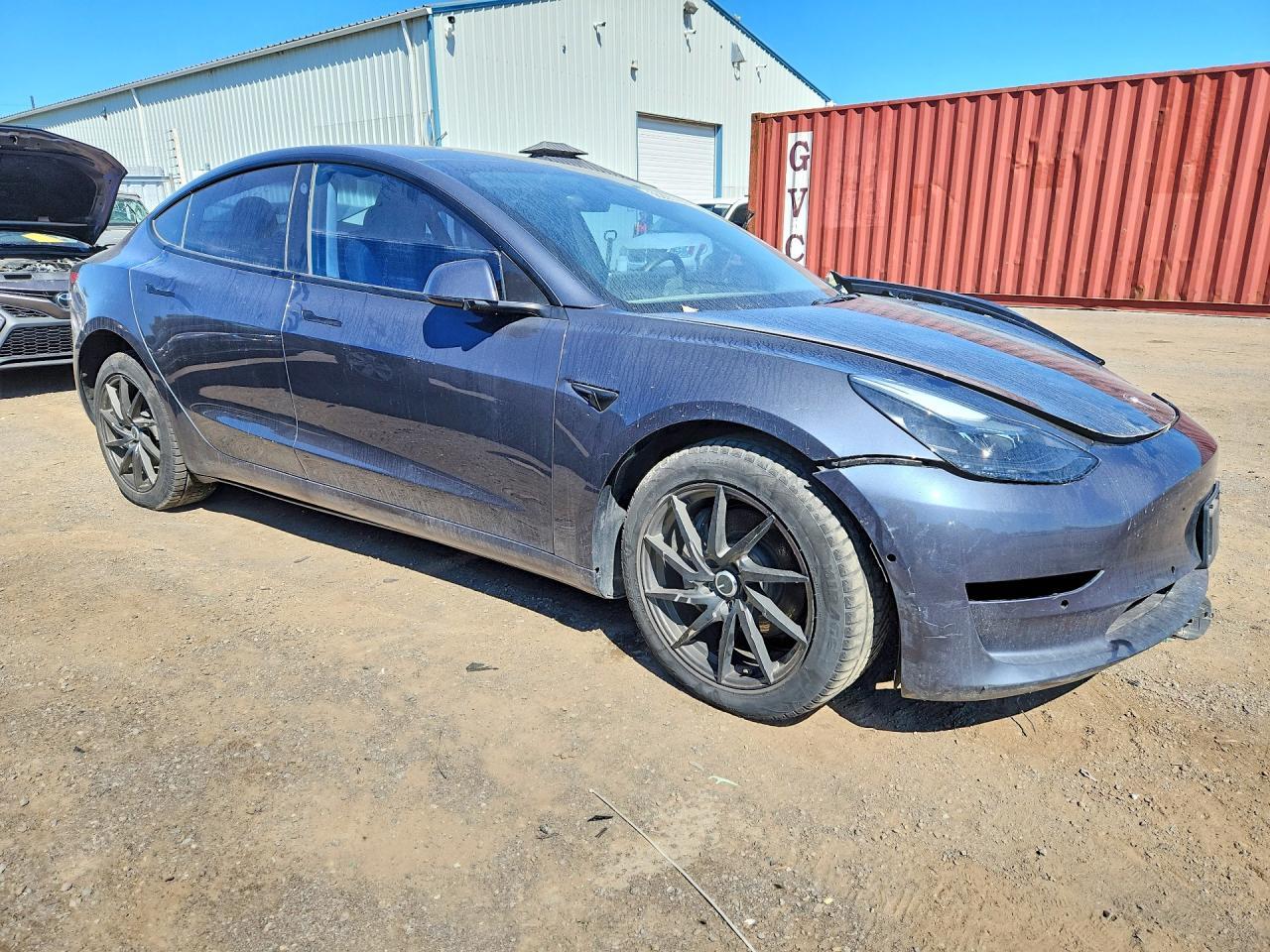 2023 Tesla Model 3 - Фото 4