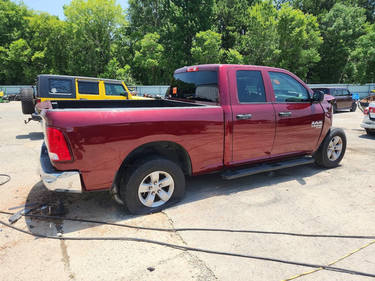 2019 Ram 1500 Classic Tradesman - Фото 3