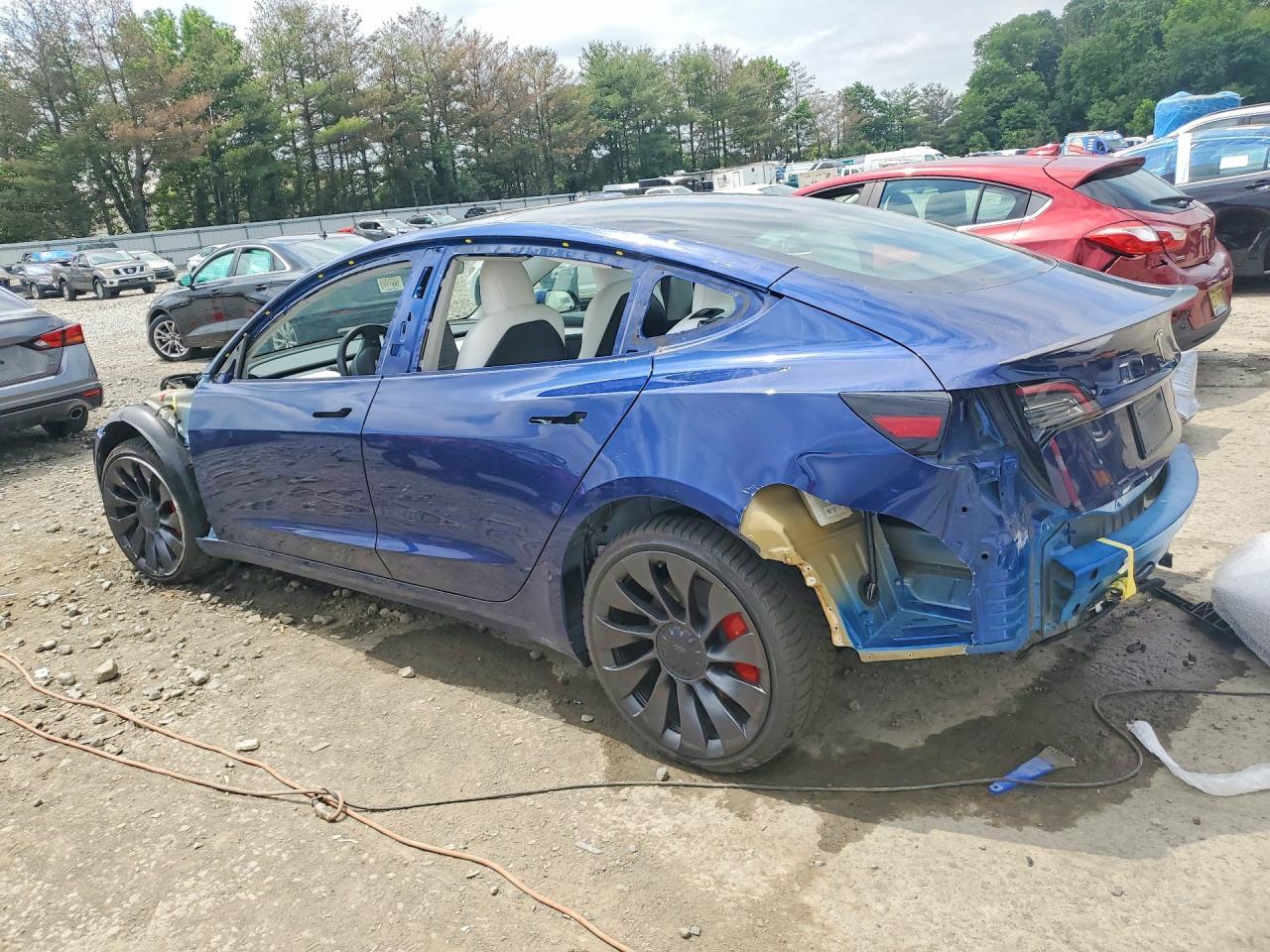 2023 Tesla Model 3 - Image 2