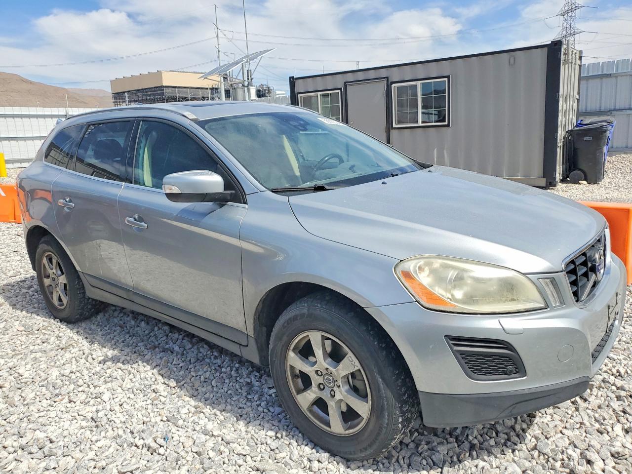 2011 Volvo Xc60 3.2 - Image 4