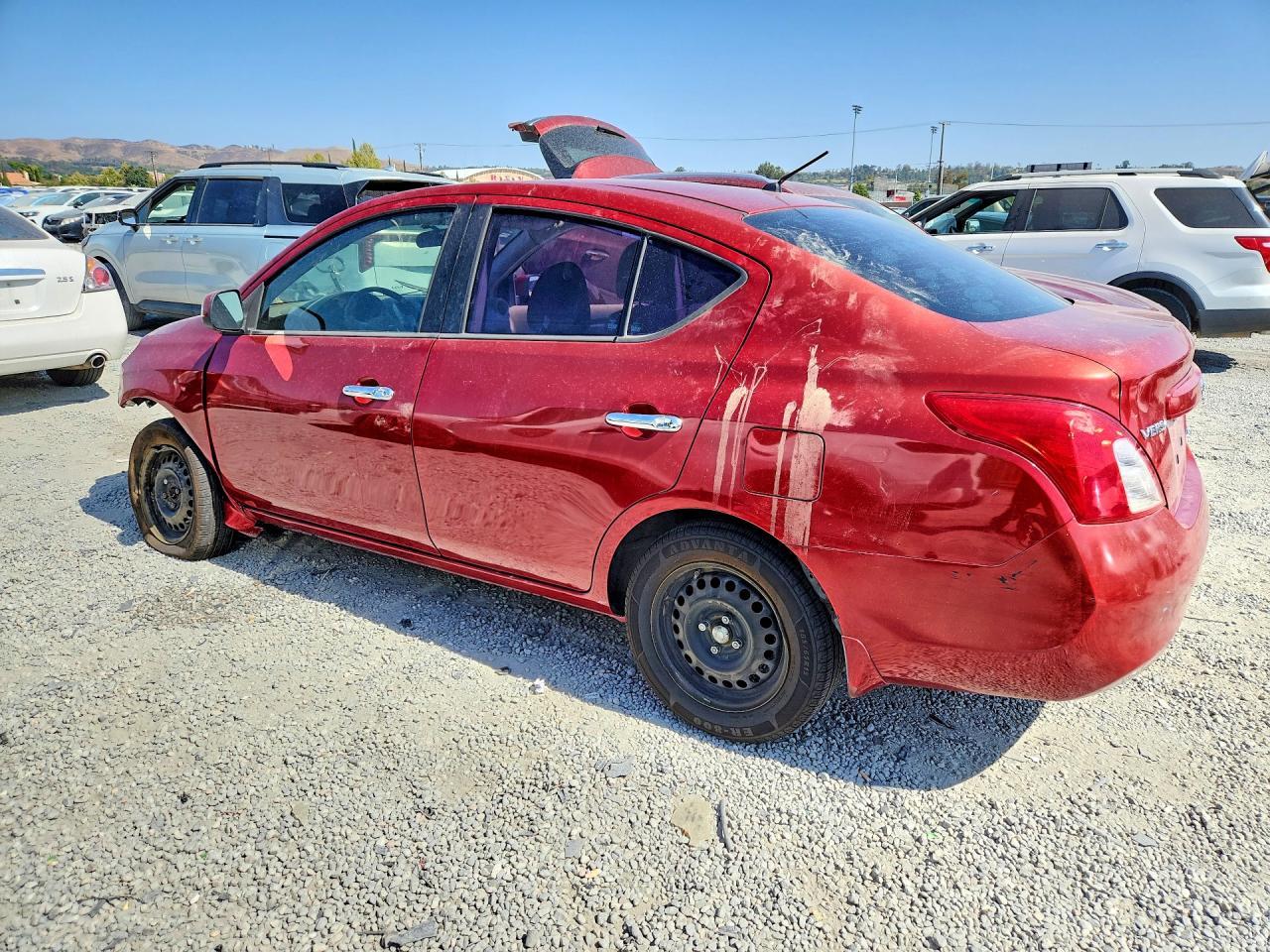 2012 Nissan Versa 1.6 S - Фото 2