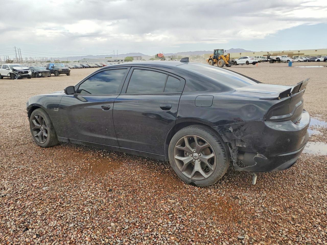 2017 Dodge Charger R/T - Фото 2