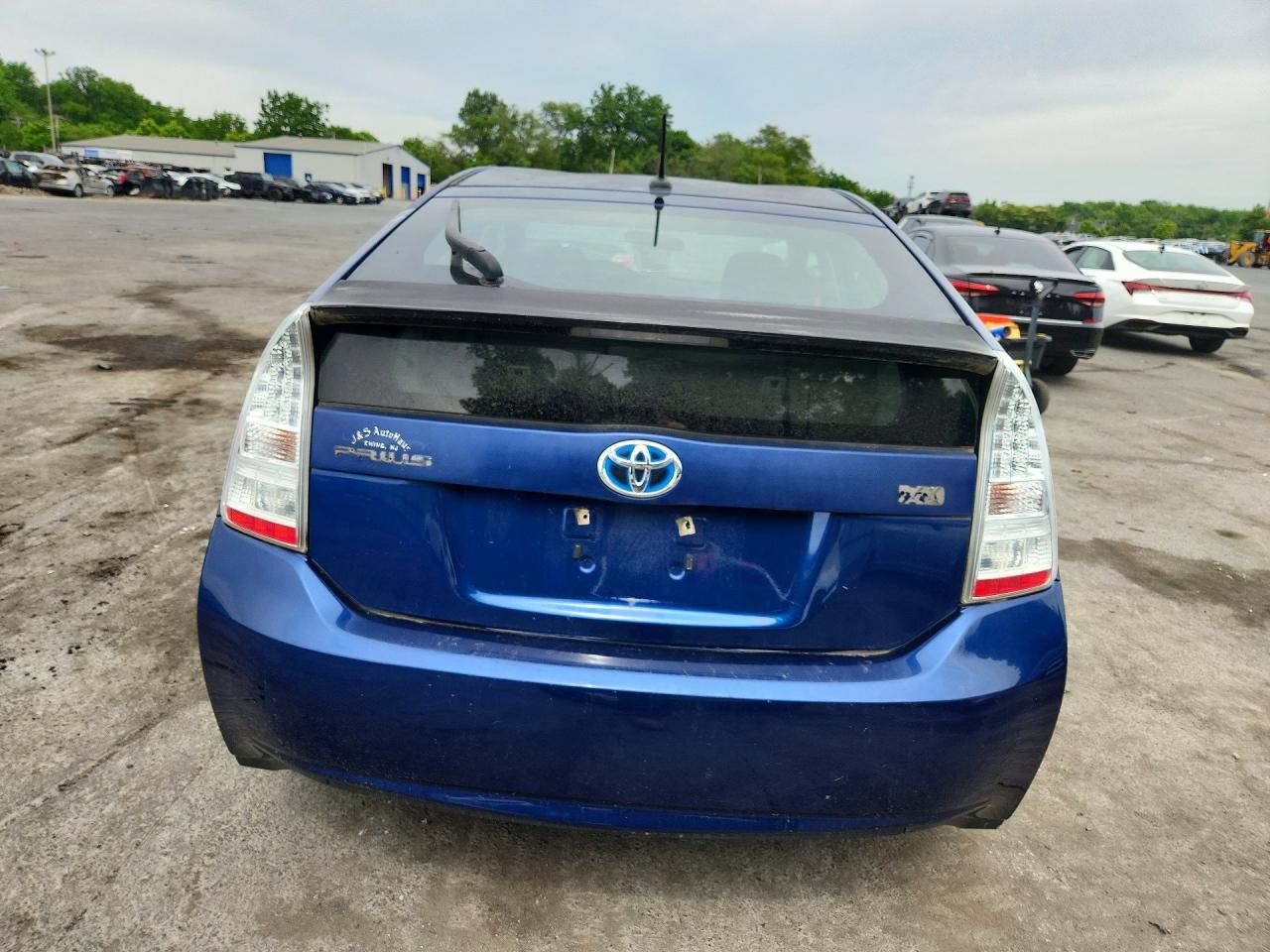 2010 Toyota Prius Iii - Фото 6