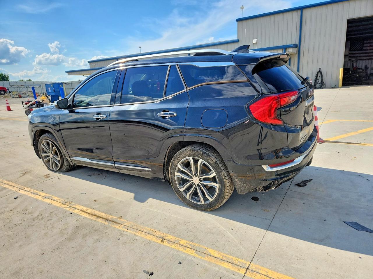 2019 GMC Terrain Denali - Фото 2