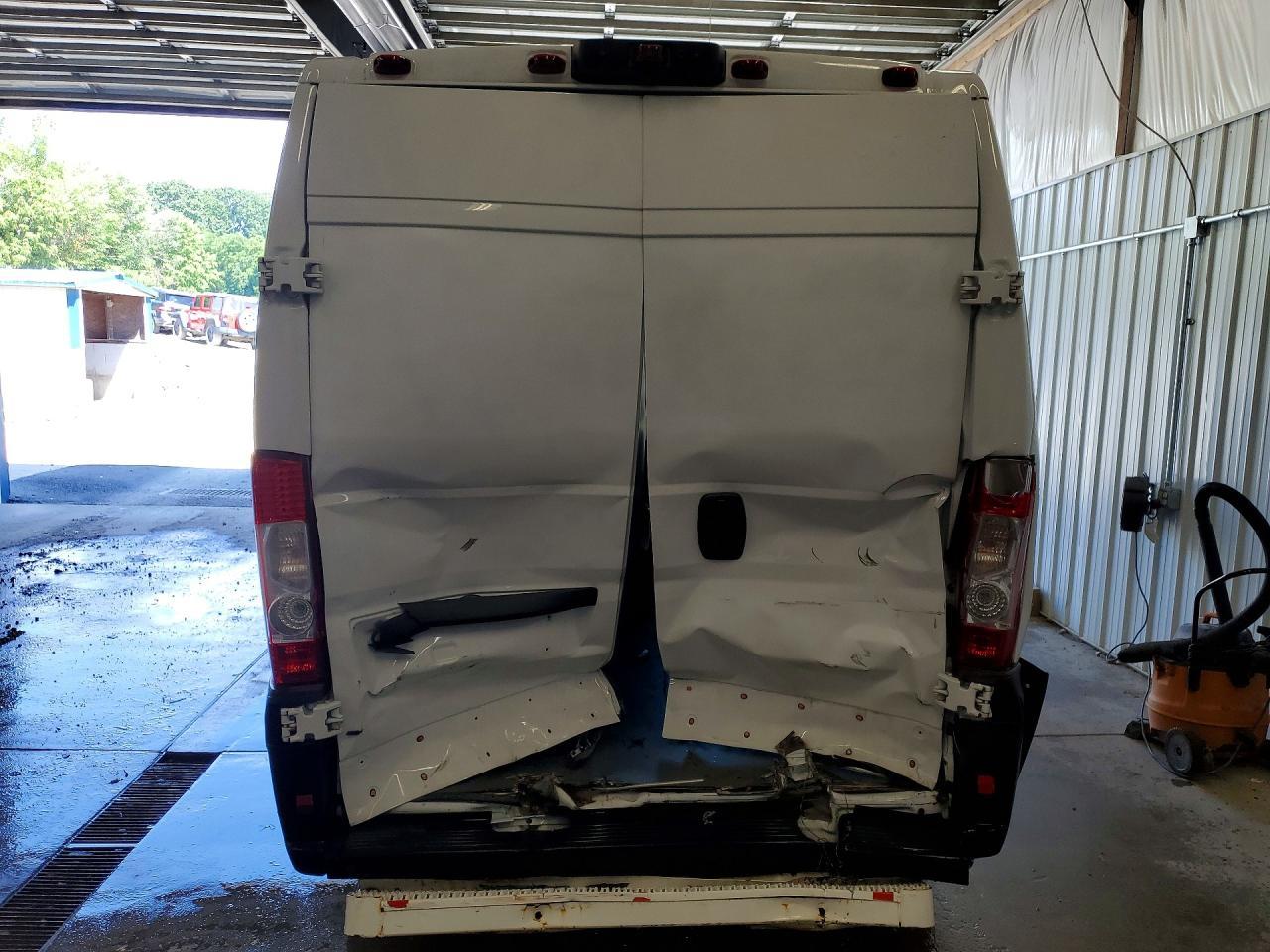 2023 Ram Promaster 2500 Delivery Van - Image 6