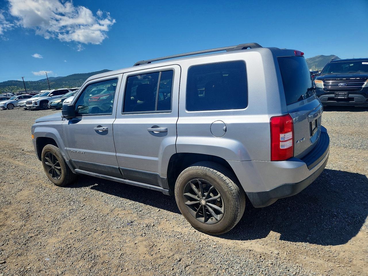 2016 Jeep Patriot Sport - Фото 2